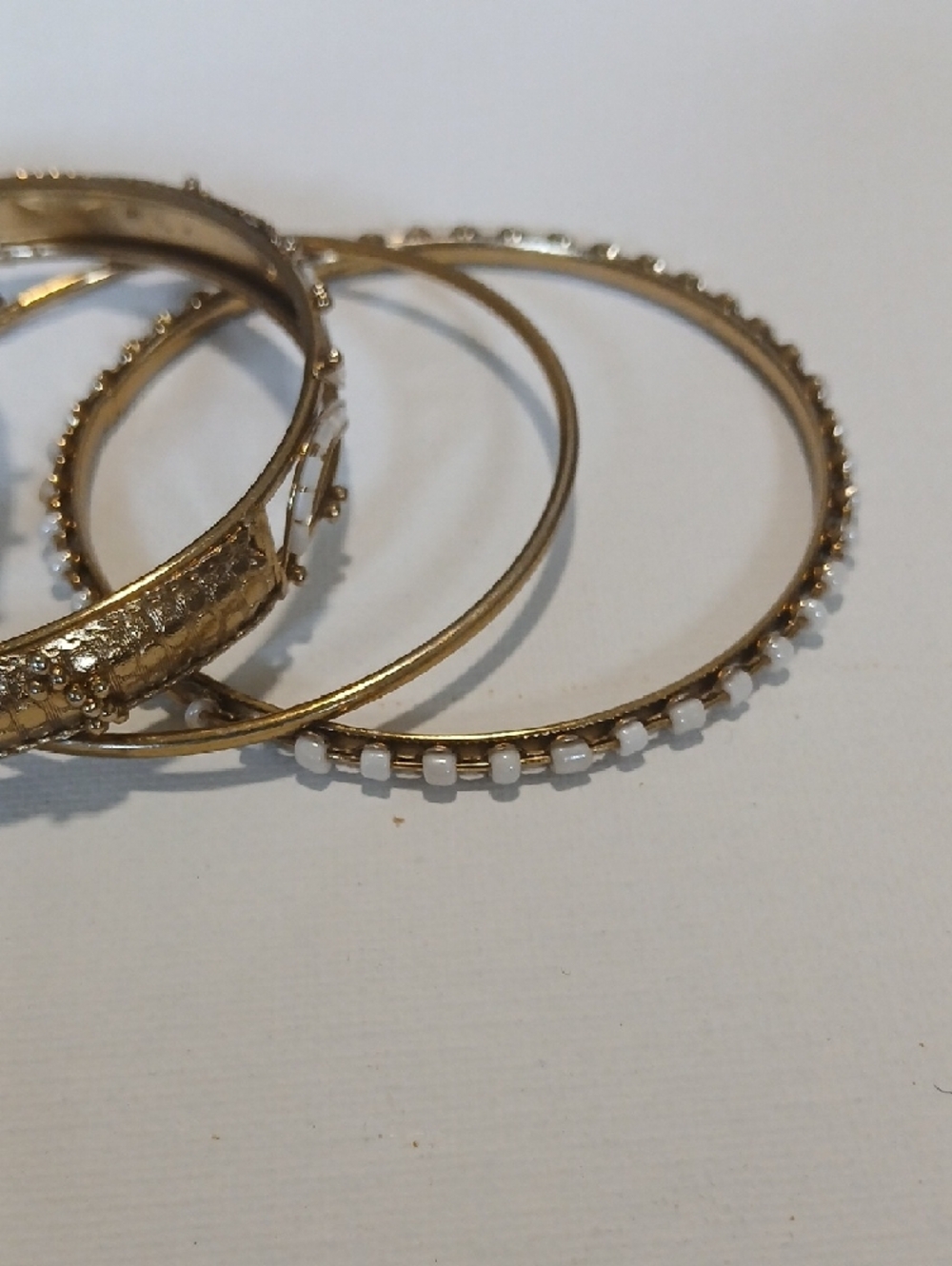 Boho Festival Gold-Tone Women's Bangle Bracelet Set with Coral & White Accents - Picture 4 of 16